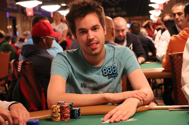 „Ein gutes Buch über Pot-Limit Omaha“ – Dominik Nitsche im Interview