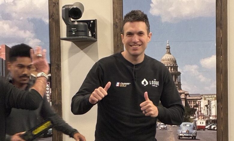 Doug Polk im „The Lodge“-Hoodie