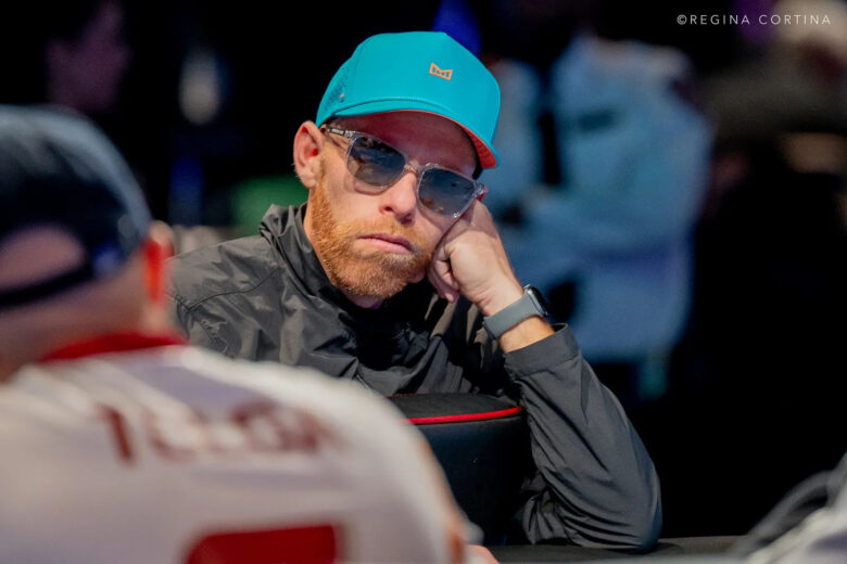 Shaevel ist Freizeitspieler, LED-Unternehmer und spielt seit 2009 Poker – vor allem Cashgames.